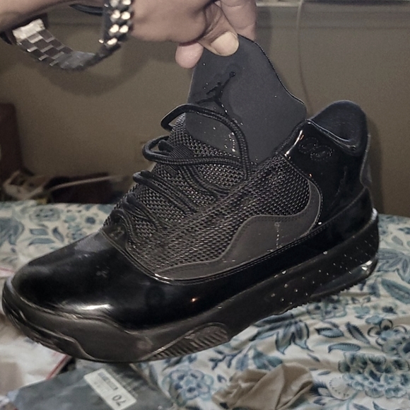 Boys Jordan's 7y